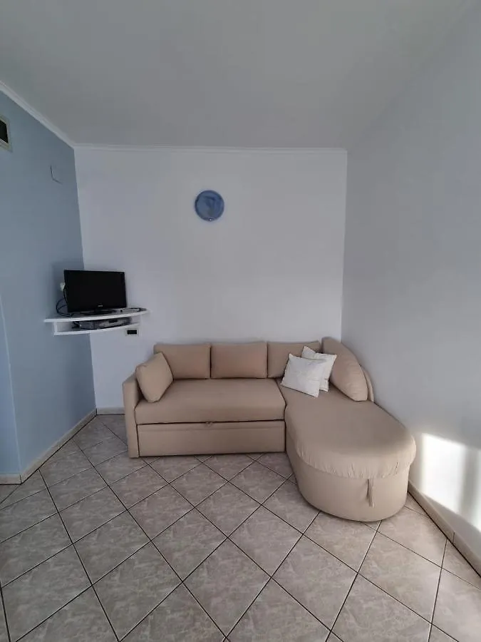 Apartments Jann Krk Town 0*,