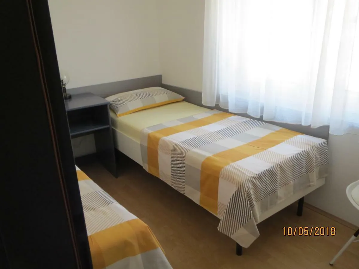 Apartments Jann Krk Town 0*,  Chorvatsko